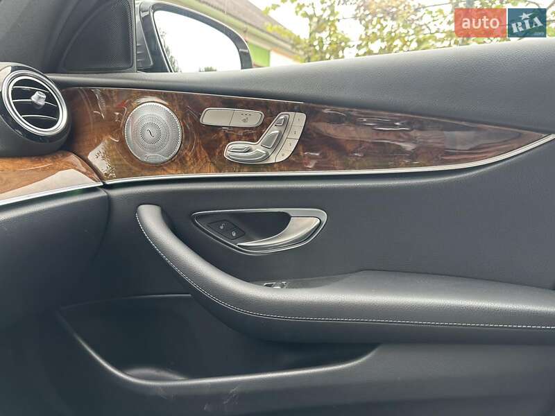 Mercedes-Benz E-Class 2017