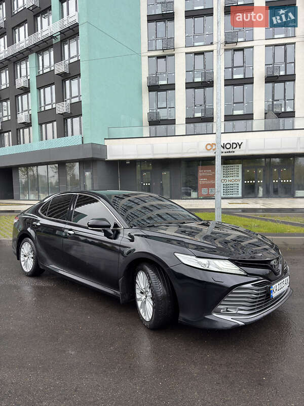 Toyota Camry 2018