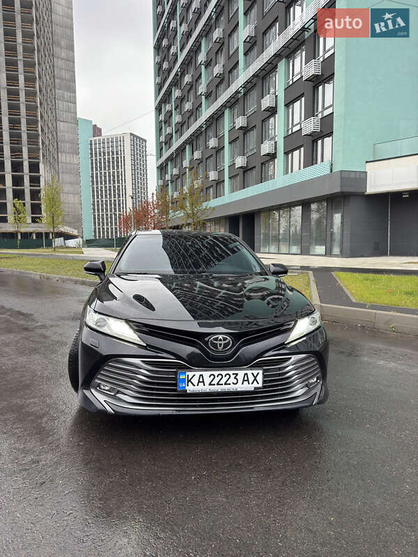 Toyota Camry 2018