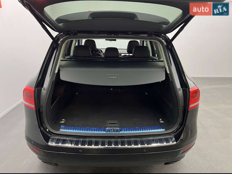 Volkswagen Touareg 2014