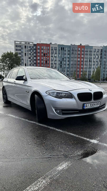 BMW 5 Series 2011