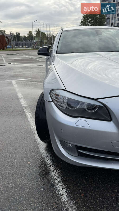 BMW 5 Series 2011