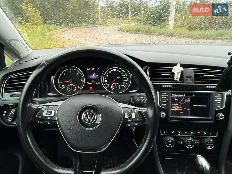 Volkswagen Golf 2016