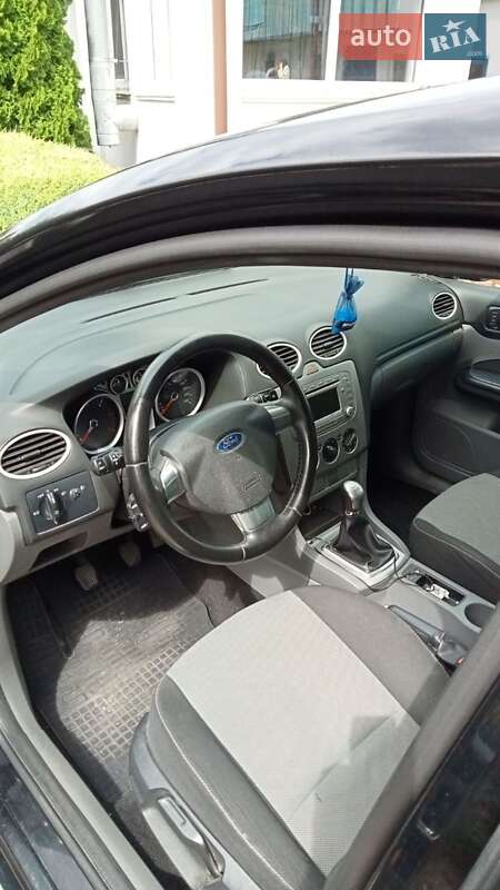 Ford Focus 2010