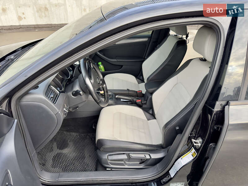 Volkswagen Jetta 2015