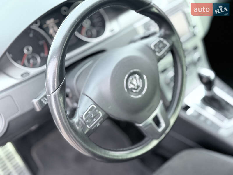 Volkswagen Passat 2013