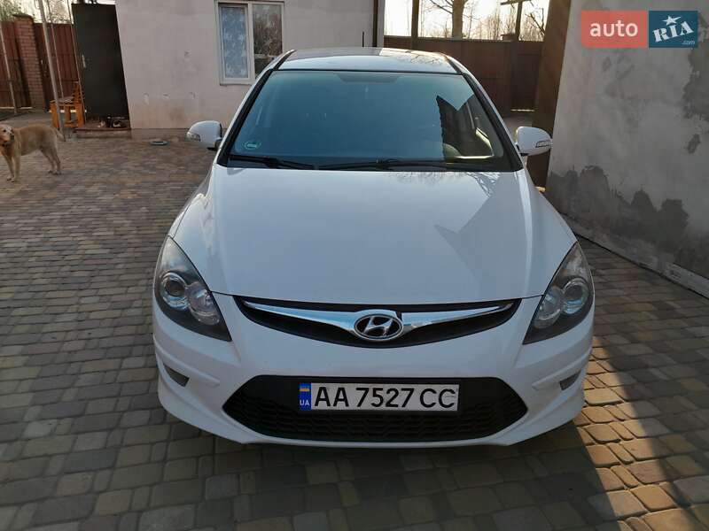 Hyundai i30 2012