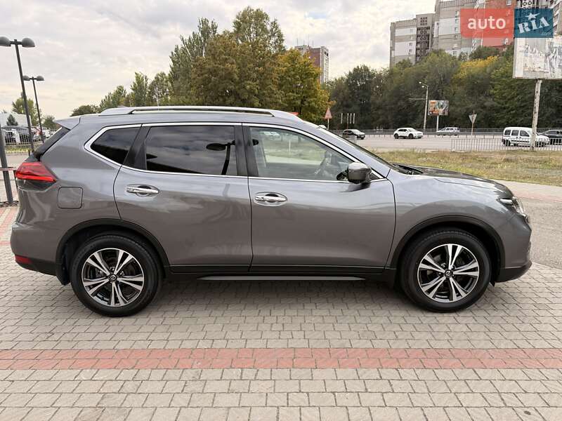 Nissan X-Trail 2018