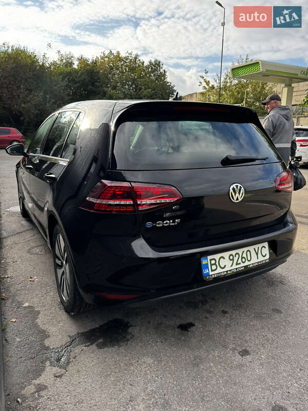 Volkswagen e-Golf 2016