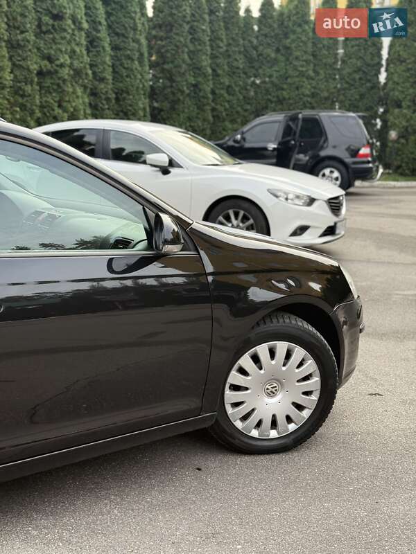 Volkswagen Golf 2009