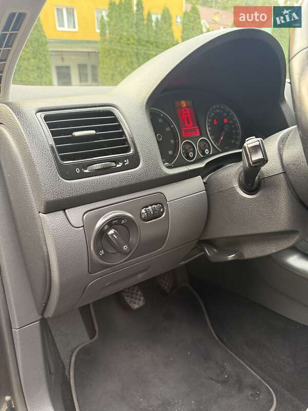 Volkswagen Golf 2009