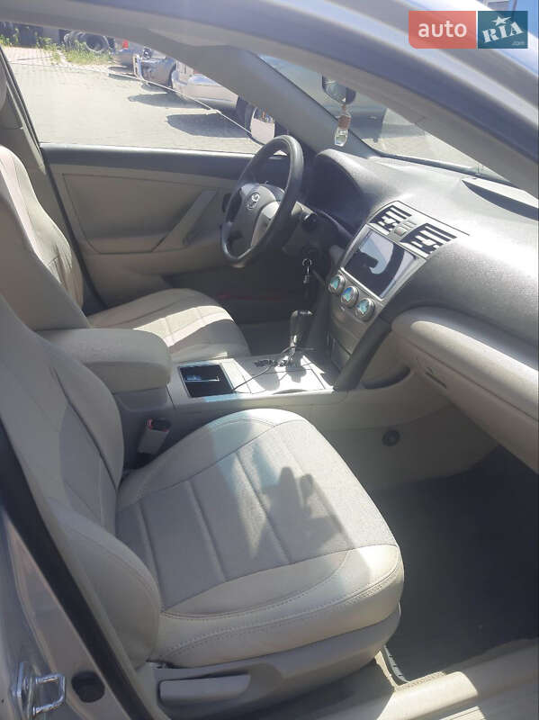 Toyota Camry 2008