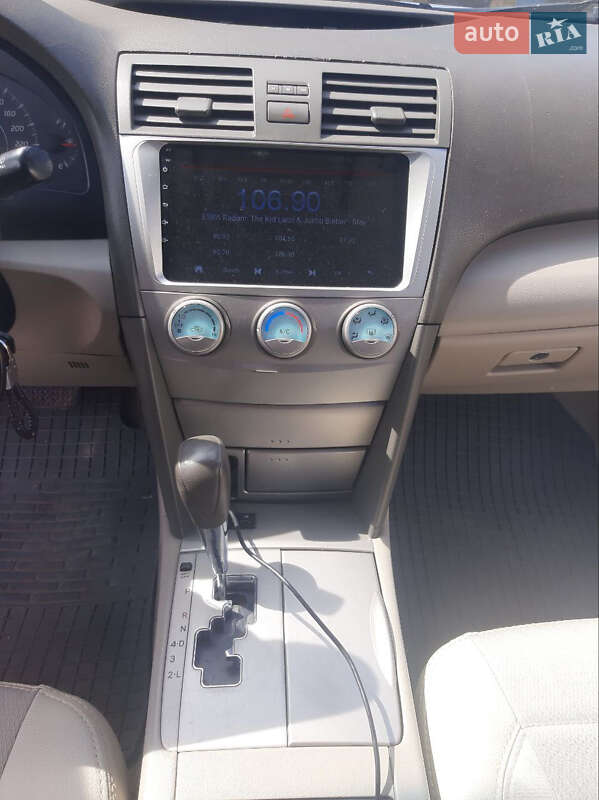 Toyota Camry 2008