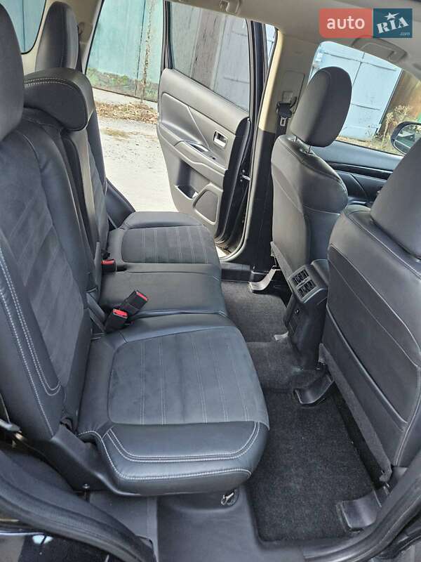 Mitsubishi Outlander 2018