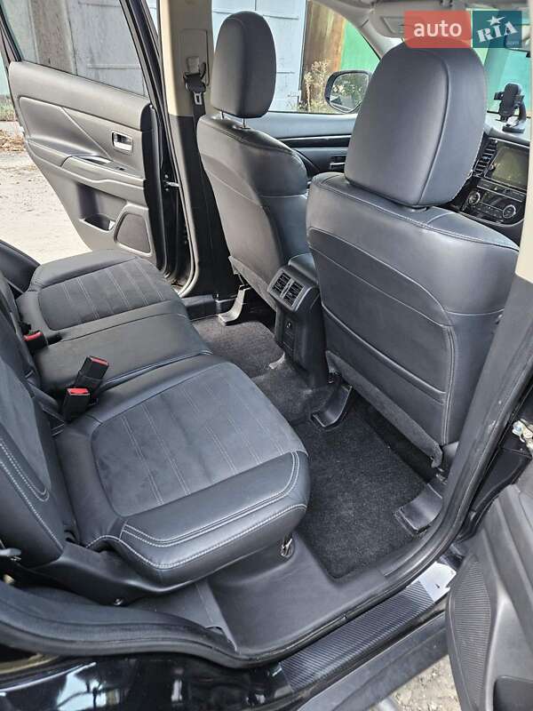 Mitsubishi Outlander 2018