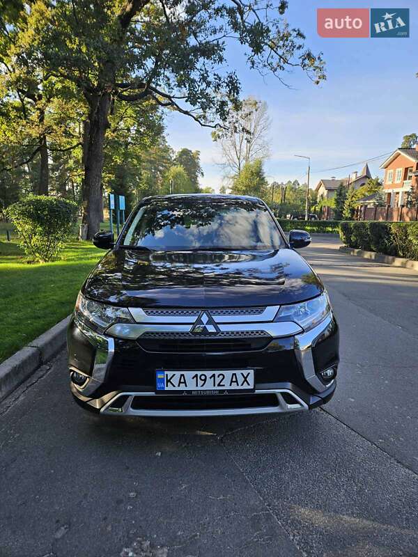 Mitsubishi Outlander 2018