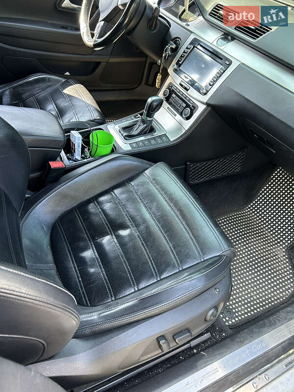 Volkswagen CC / Passat CC 2011