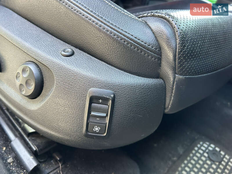 Volkswagen CC / Passat CC 2011