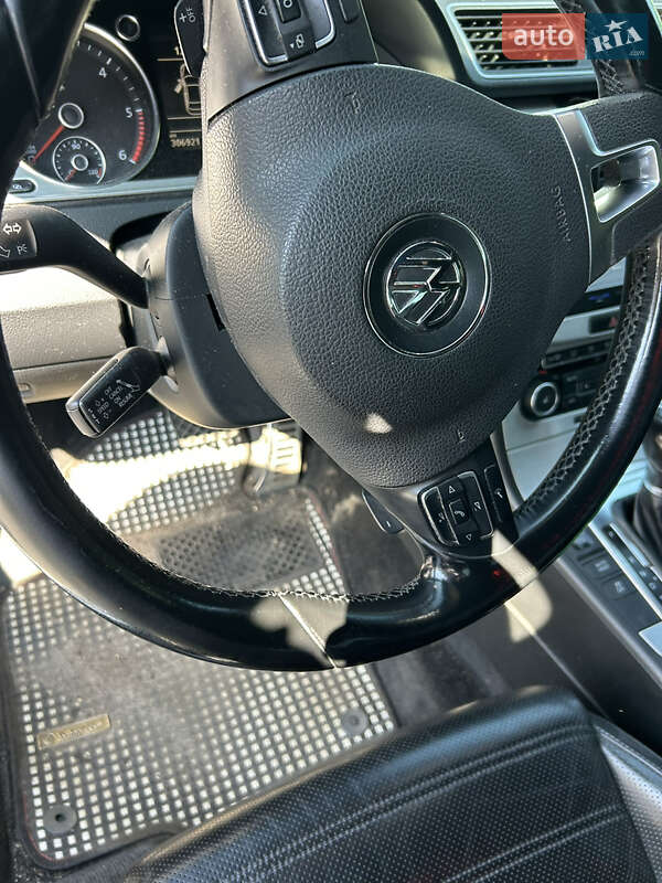 Volkswagen CC / Passat CC 2011