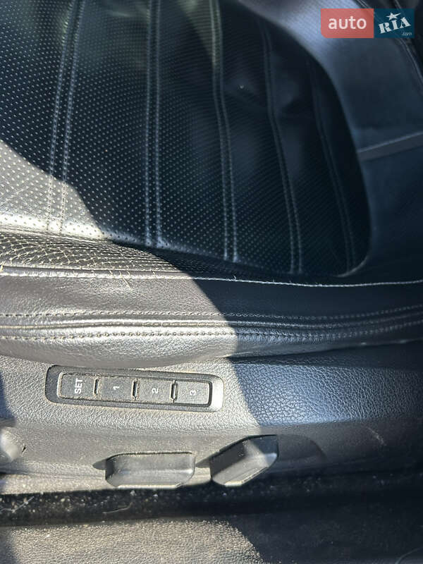 Volkswagen CC / Passat CC 2011