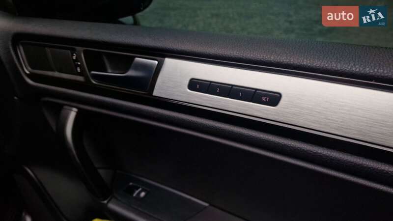 Volkswagen Touareg 2011