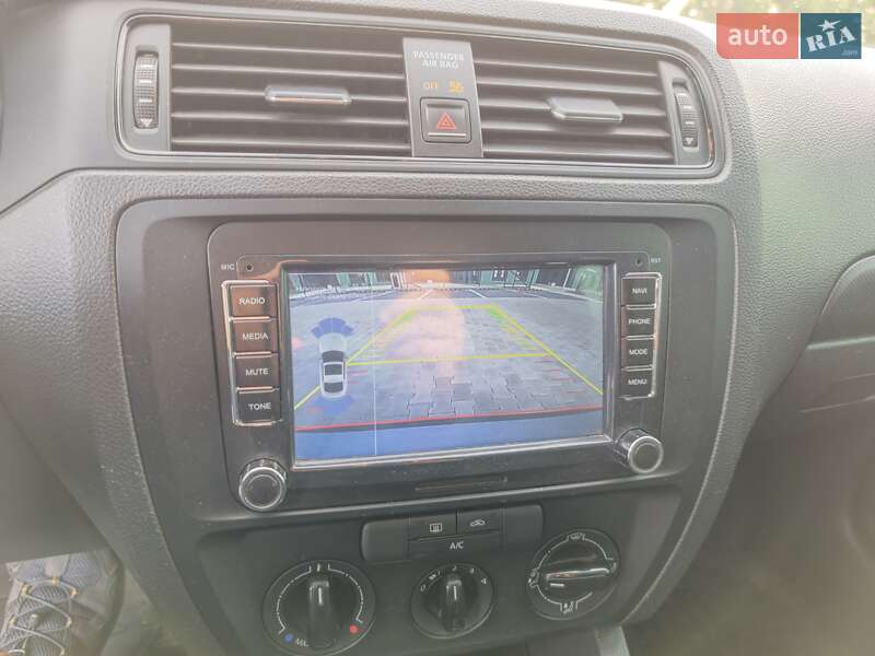 Volkswagen Jetta 2015