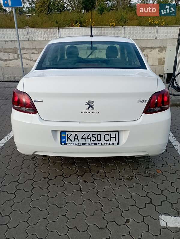 Peugeot 301 2017