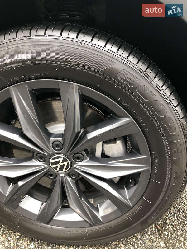 Volkswagen Tiguan 2024