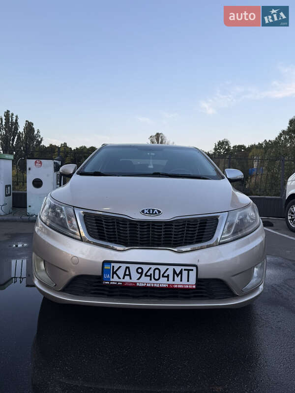 Kia Rio 2012