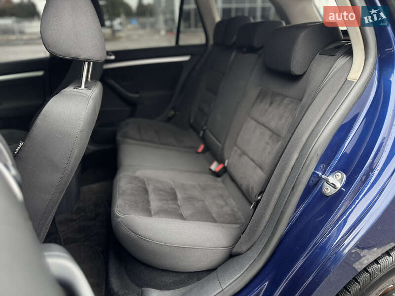 Volkswagen Golf 2009