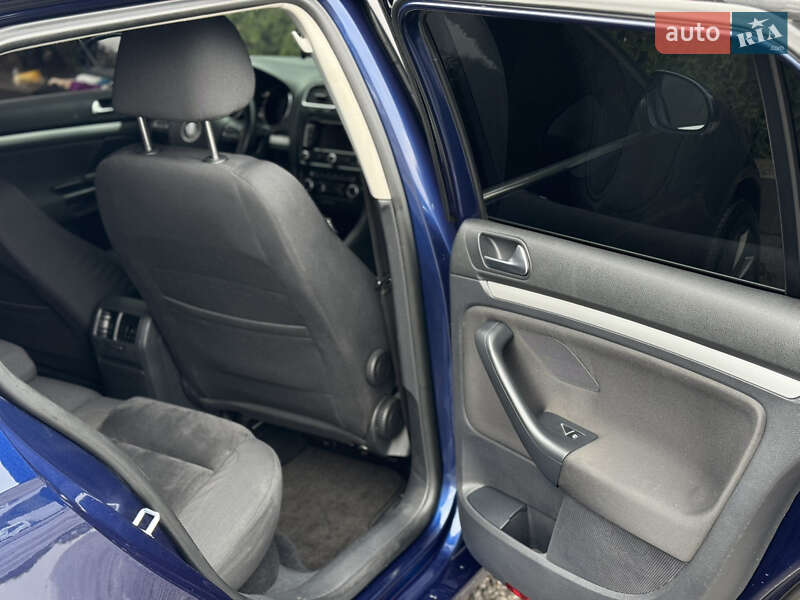 Volkswagen Golf 2009