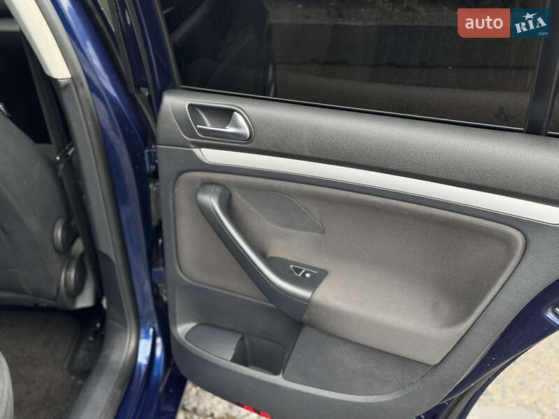 Volkswagen Golf 2009