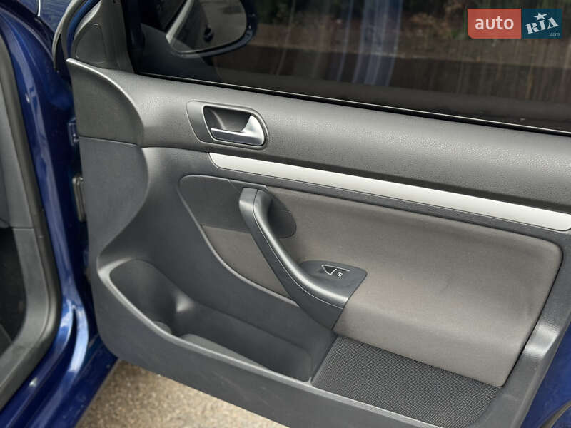 Volkswagen Golf 2009