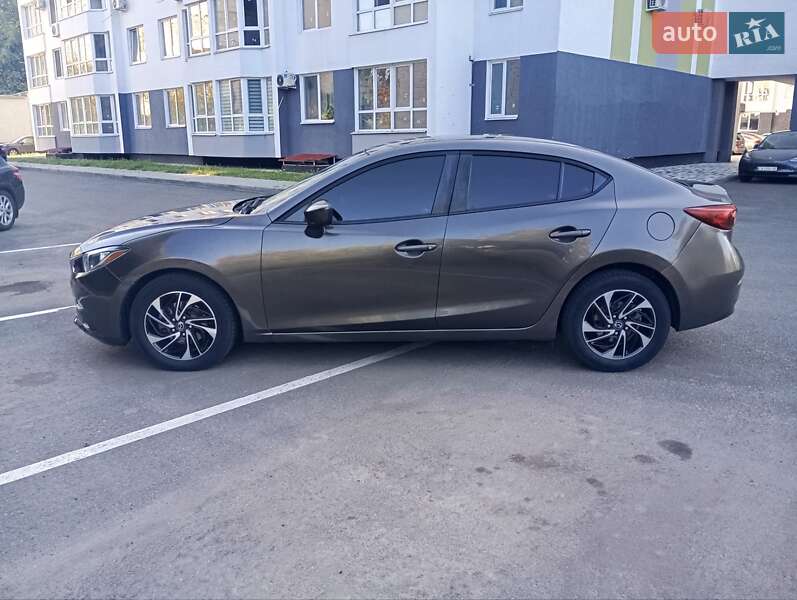 Mazda 3 2016