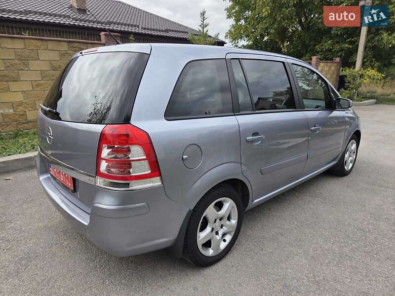 Opel Zafira 2008