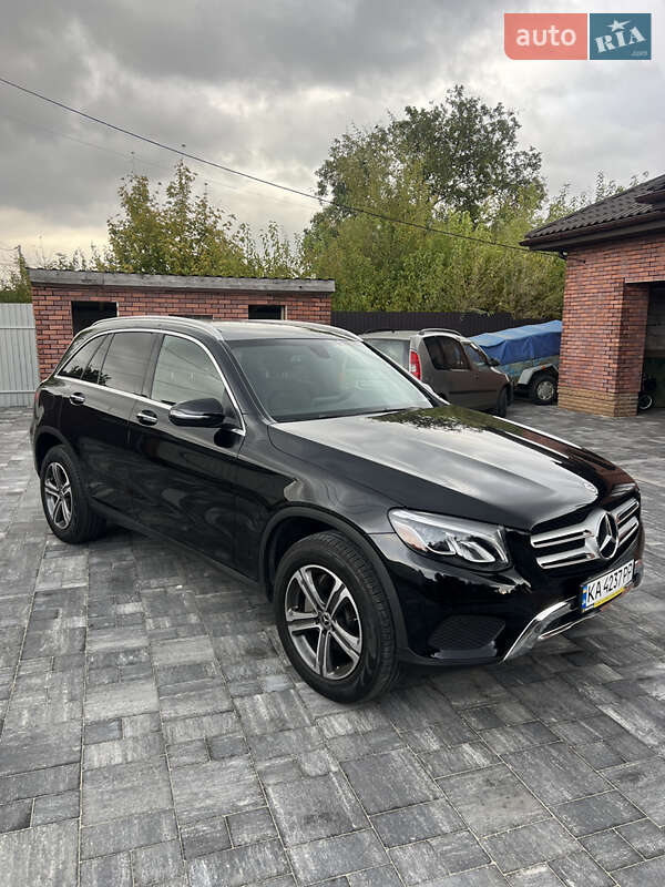 Mercedes-Benz GLC-Class 2019