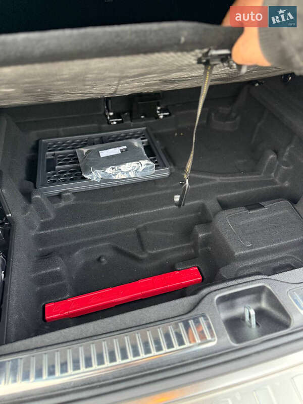 Mercedes-Benz GLC-Class 2019