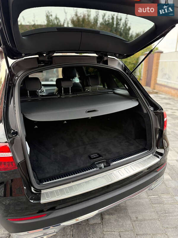 Mercedes-Benz GLC-Class 2019