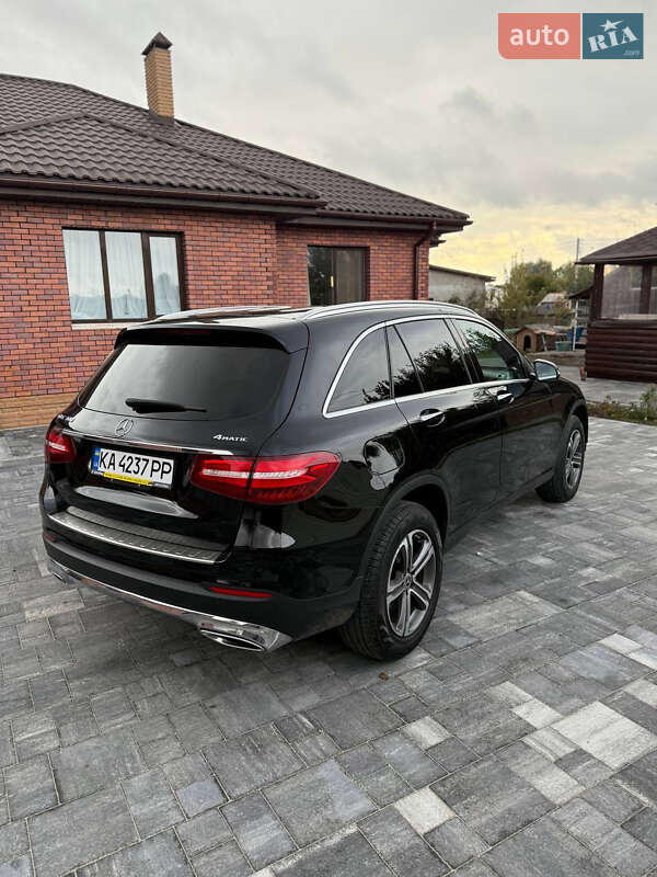 Mercedes-Benz GLC-Class 2019