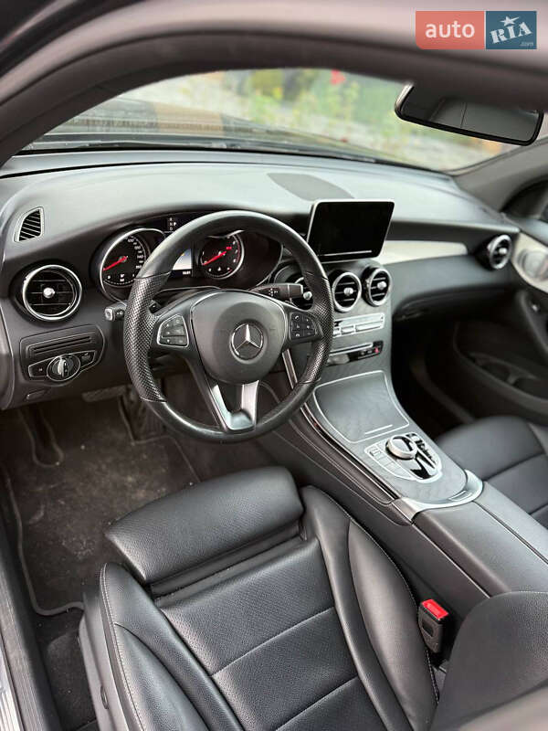 Mercedes-Benz GLC-Class 2019