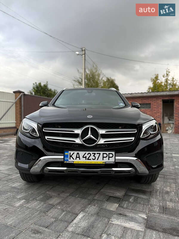 Mercedes-Benz GLC-Class 2019