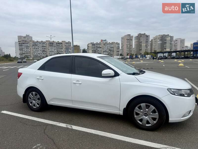 Kia Cerato 2011