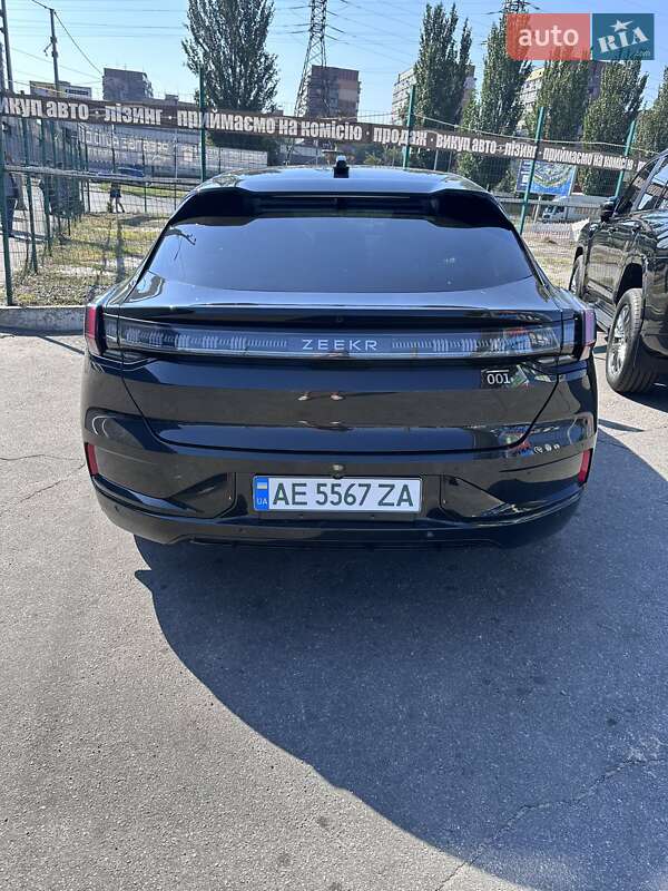 Zeekr 001 2022