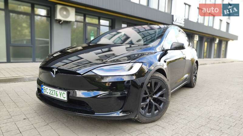 Tesla Model X 2023