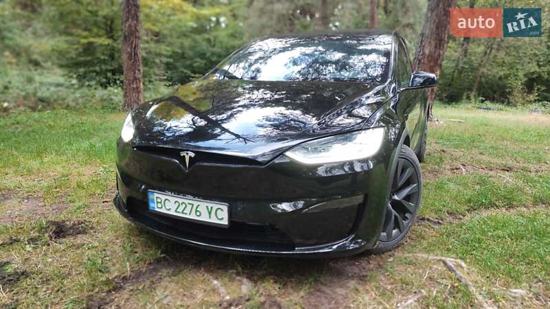 Tesla Model X 2023