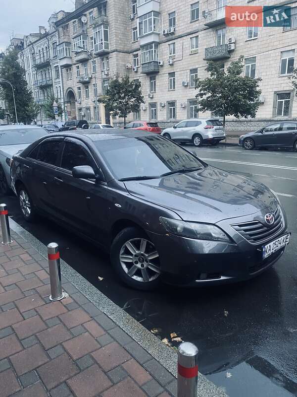 Toyota Camry 2008