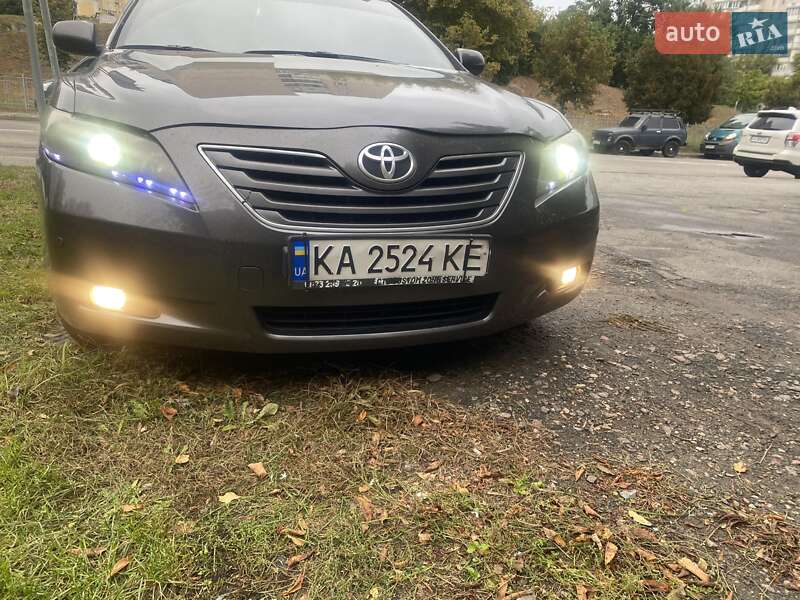 Toyota Camry 2008