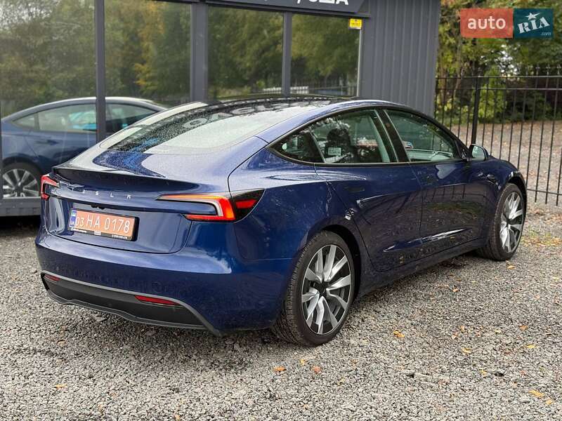 Tesla-44