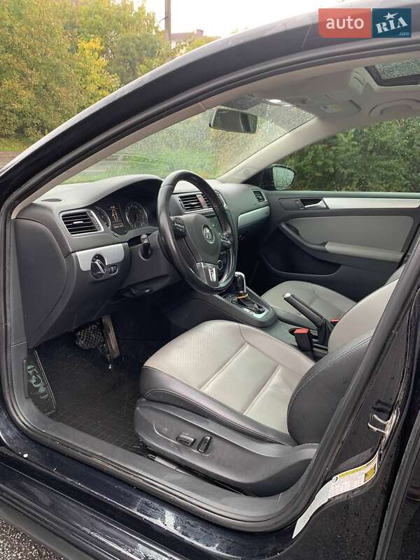 Volkswagen Jetta 2013