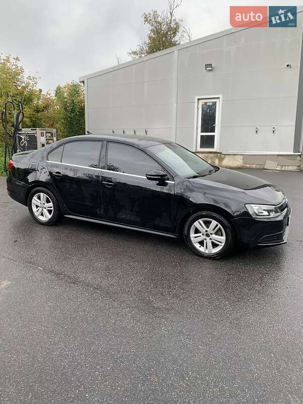 Volkswagen Jetta 2013